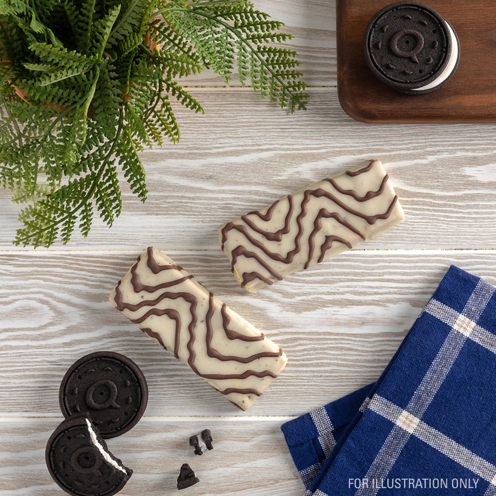 dipped-cookies-and-cream-protein-bars-d7 15807_QN_USA_ProteinBar_CAC_InterimAssetUpdate_Digital-Dipped-ProductCarouselSet_Tabletop2.jpg