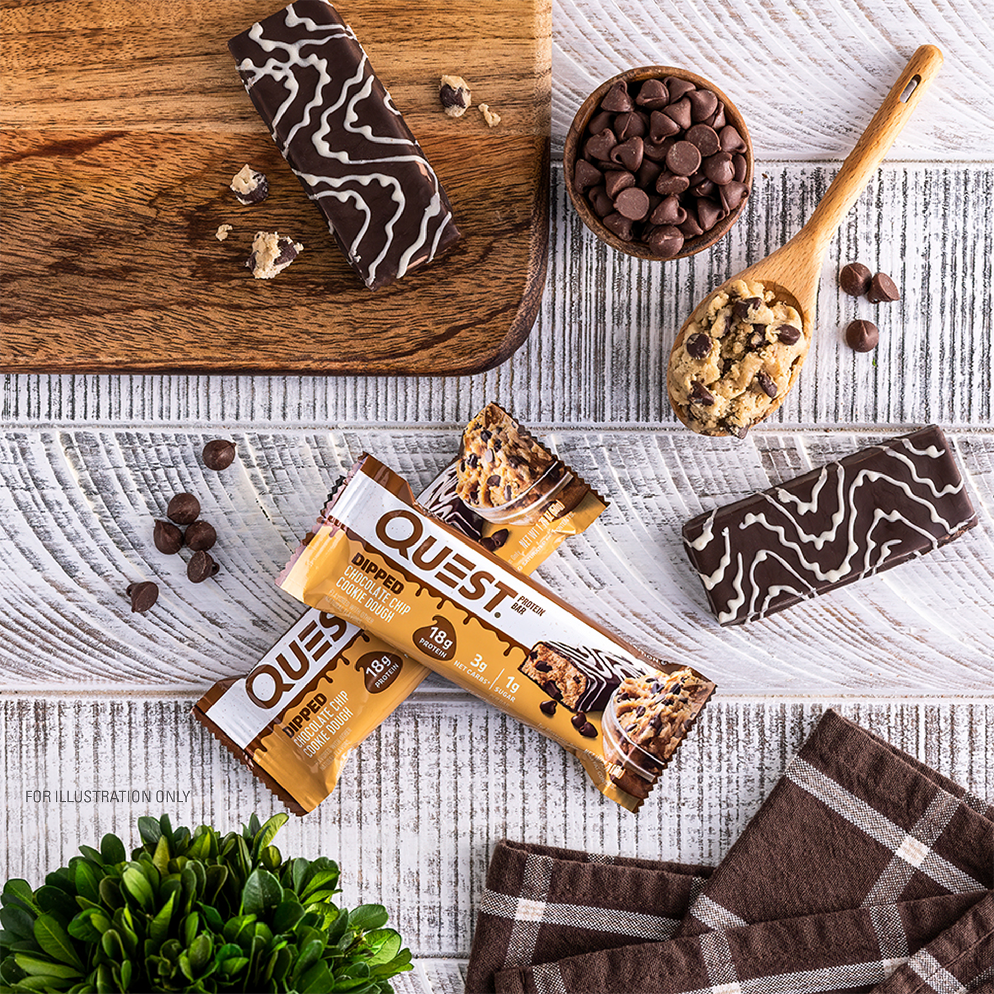 dipped-chocolate-chip-cookie-dough-protein-bar-z3 qst-012268_dipped-chocolate-chip-cookie-dough-protein-bar_7.png